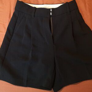 The Effortless Short by Aritzia